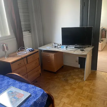 Dans Un En Colocation Appartement *